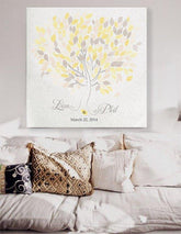 Wedding GuestBook. Wedding Tree watercolor. 200 Leaves turtledove, yellow, blush. Choose your colours and number leaves - Lovalù